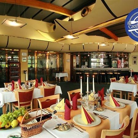 Loučná pod Klínovcem Hotel Nastup מראה חיצוני תמונה